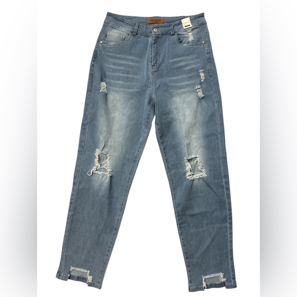 Judy Blue Women’s Mid Rise Medium Wash Distressed‎ Jeans Size Medium NWT Stretch